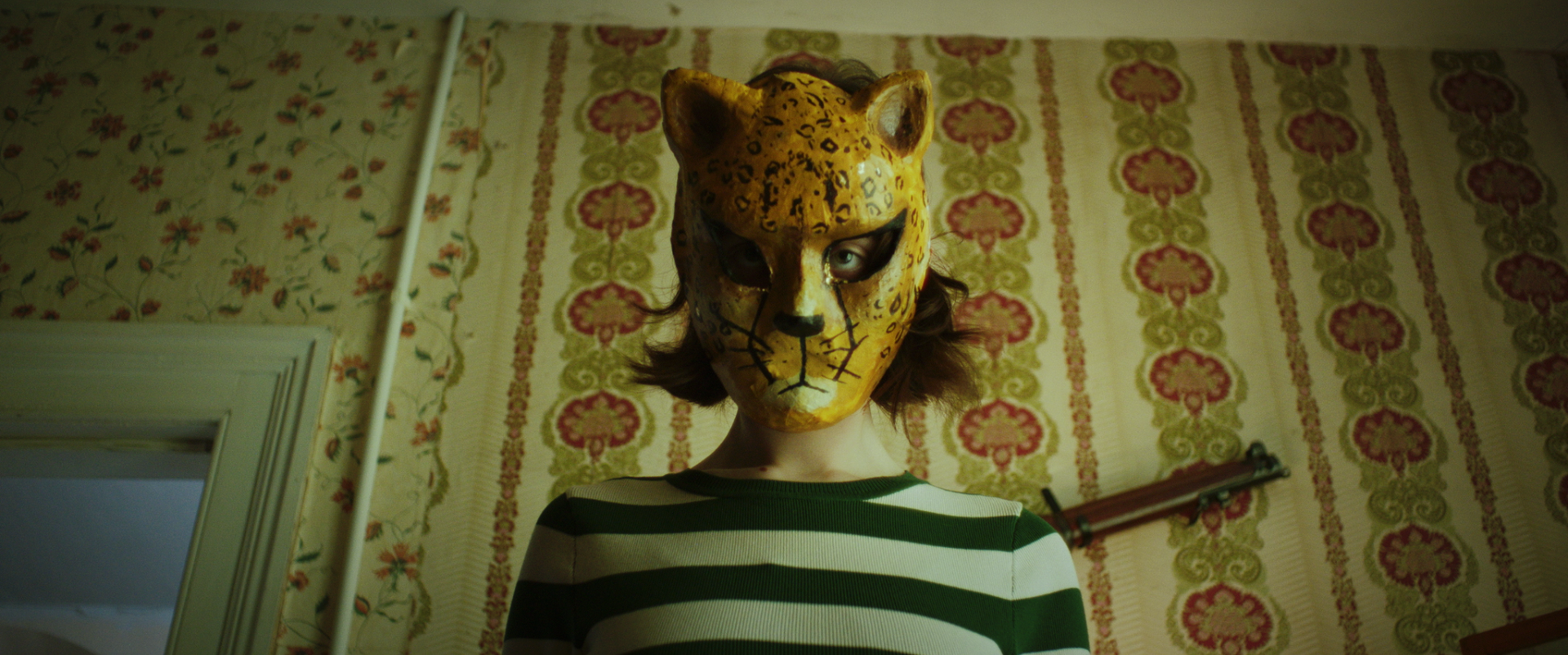How-to-skin-a-cheetah_still1.png